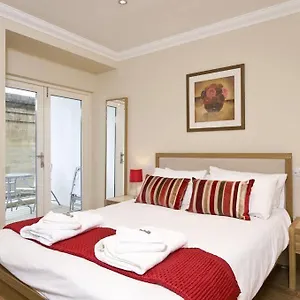 https://destiny-scotland-thistle-street-apartments.edinburghhotelsuk.org