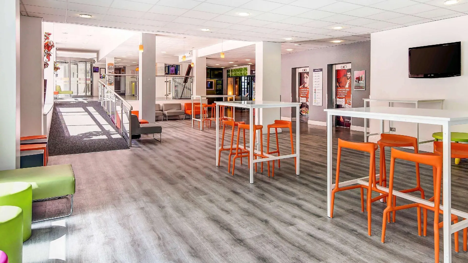 Hotel Ibis Styles London Excel 3*,